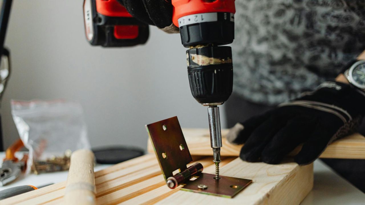 How to Make a Wooden Birdhouse A Step-by-Step DIY Guide