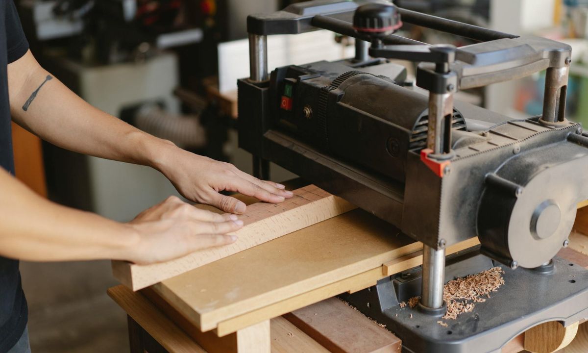 The Ultimate Guide to Types of Saws for Woodworking